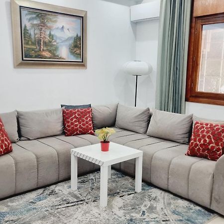 Appartamento Luxury Family House With Garden View Casablanca Esterno foto