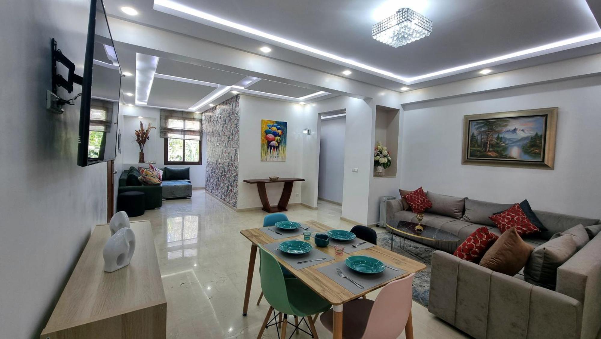 Appartamento Luxury Family House With Garden View Casablanca Esterno foto