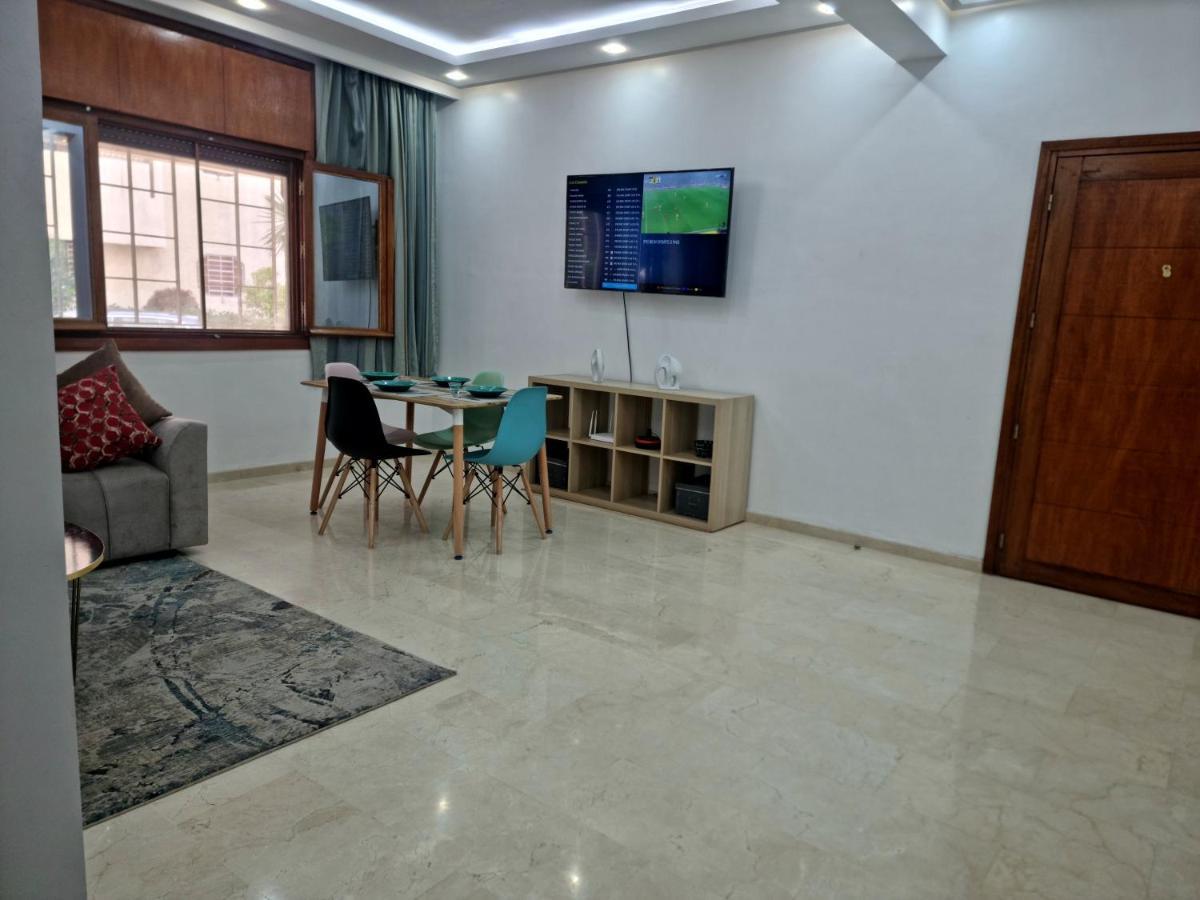Appartamento Luxury Family House With Garden View Casablanca Esterno foto
